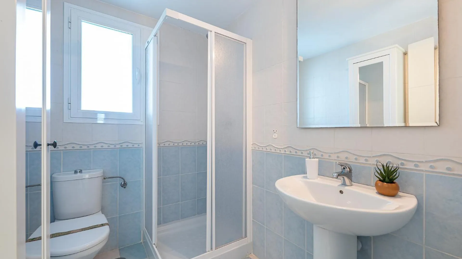 Apartment 797 Holiday Rentals - Espectacular Atico Con Vistas Para 6 Benalmadena