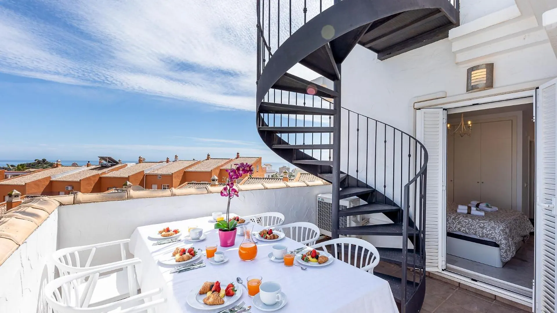 Apartment 797 Holiday Rentals - Espectacular Atico Con Vistas Para 6 Benalmadena Spain