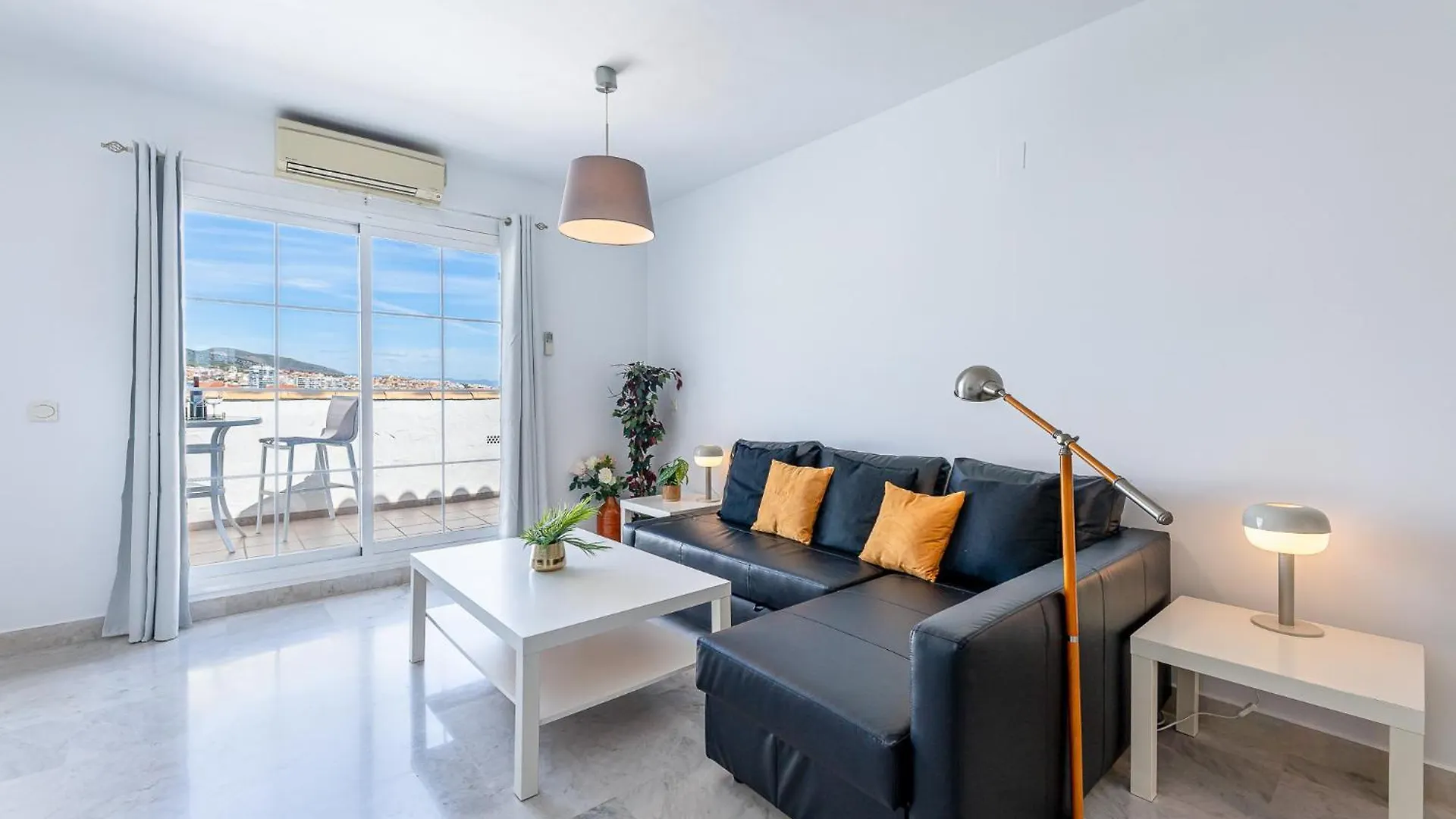 Apartment 797 Holiday Rentals - Espectacular Atico Con Vistas Para 6 Benalmadena