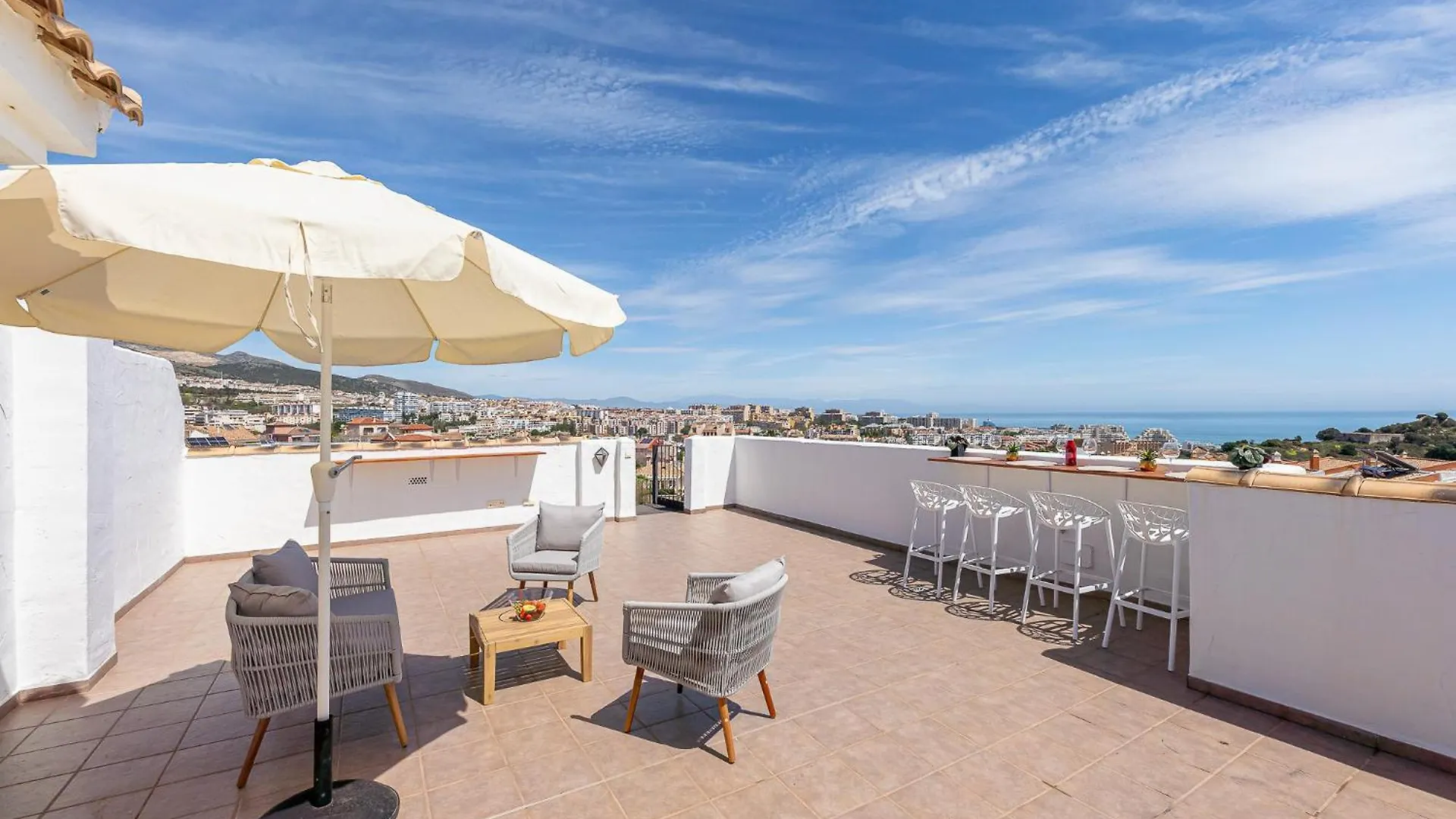797 Holiday Rentals - Espectacular Atico Con Vistas Para 6 Benalmadena