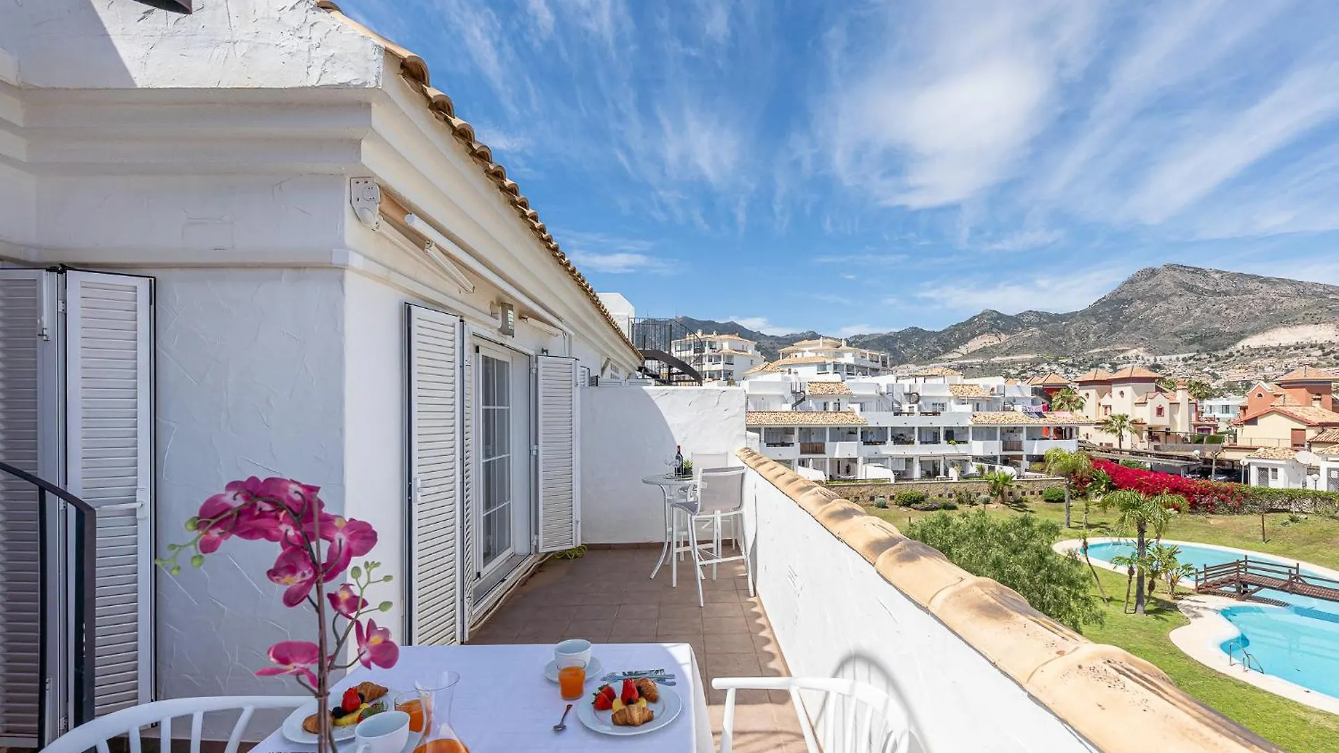 797 Holiday Rentals - Espectacular Atico Con Vistas Para 6 Benalmadena Apartment