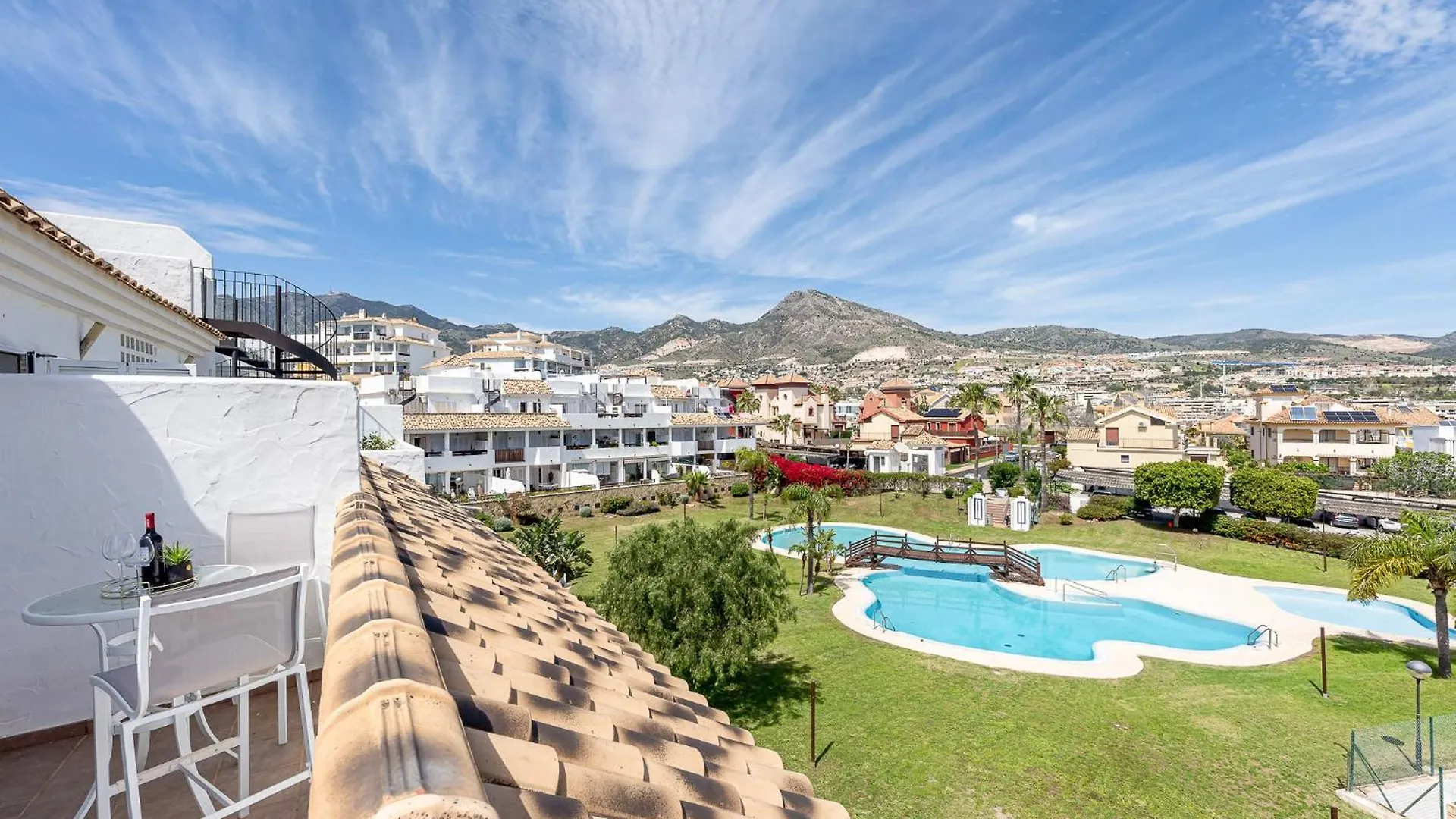 Apartment 797 Holiday Rentals - Espectacular Atico Con Vistas Para 6 Benalmadena