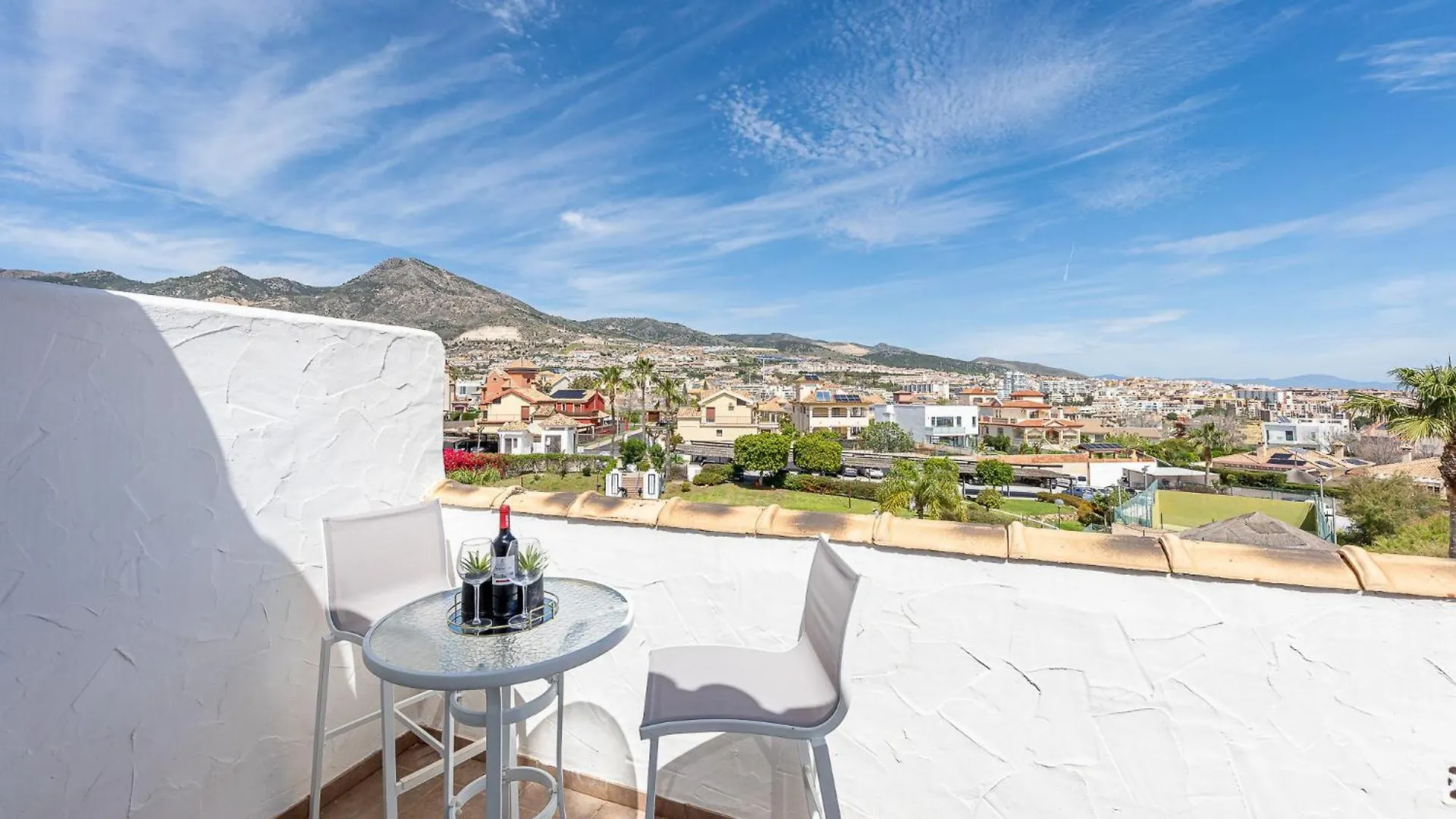 797 Holiday Rentals - Espectacular Atico Con Vistas Para 6 Benalmadena Apartment